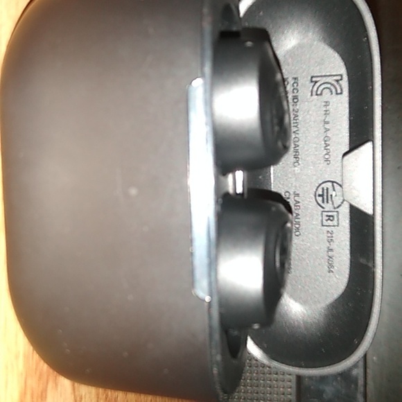 I don't need them anymore color black barand Jlabs - Picture 1 of 3